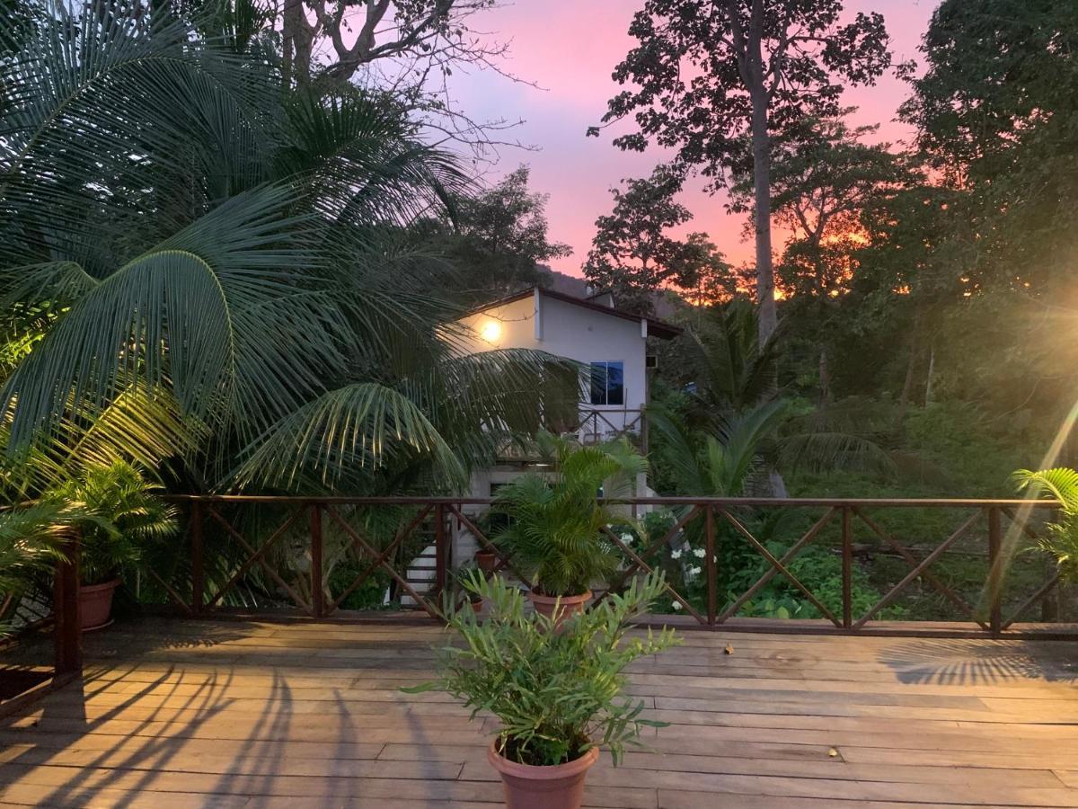 Hostal Hilltop Capurgana Ngoại thất bức ảnh